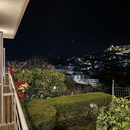 Ilvi Guesthouse Gjirokastër Екстериор снимка